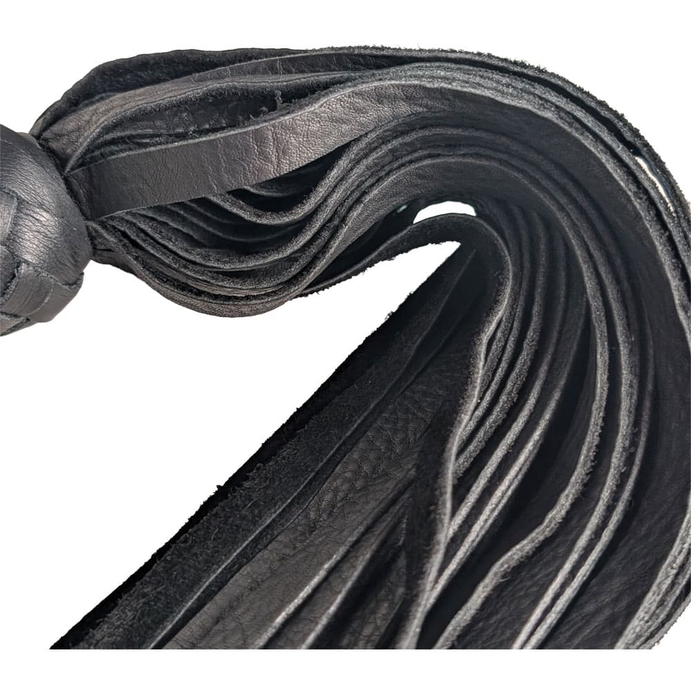 Black Elk Double Medium Flogger - Greys & Blacks Handle - 260065a 3 Elk Flogger