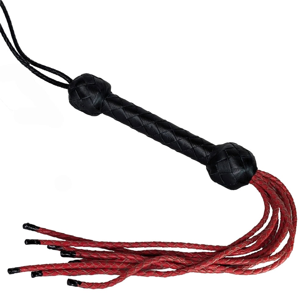 Cat 0 Nine Tails Flogger