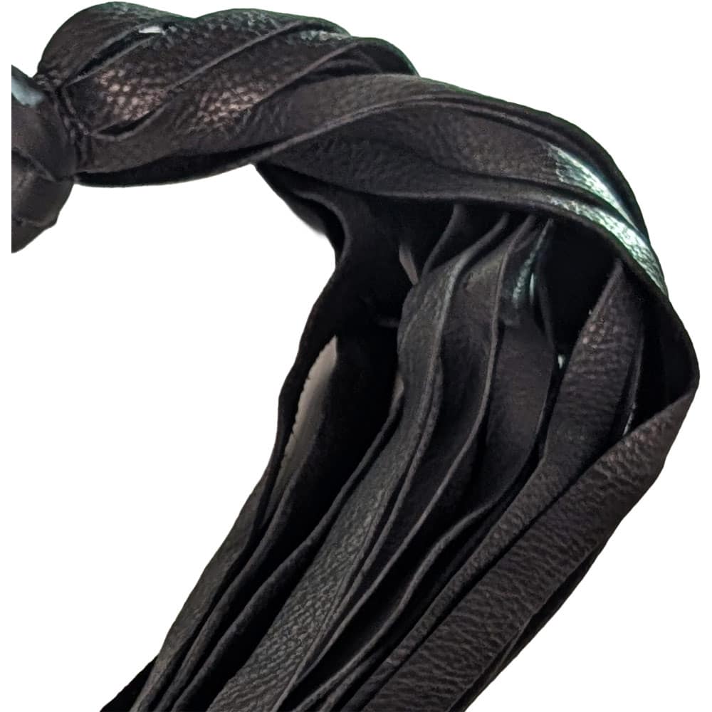 Black Elk Single Medium Flogger - Black & Black Handle - 260077 3 Elk Flogger